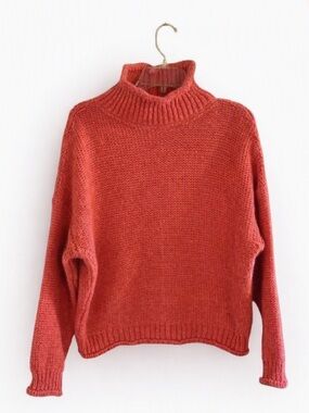 Anthropologie Coral Crop Sweater M Quiet Luxury Soft Maximalism Scandi Girl